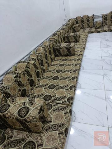 ديوان ارضي كويتي مع 7 دواشك جديد للبيع في النجف الأشرف