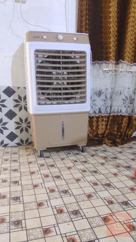 مبردة شغالة ونظيفة جدا مستعمل للبيع في بغداد