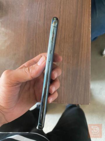 ابل ايفون 11 برو ماكس 256 جيجا مستعمل للبيع في النجف الأشرف