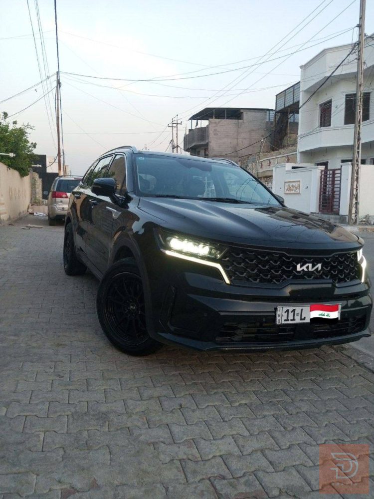 كيا سورنتو 2022 هايبرد دفع رباعي للبيع في بغداد